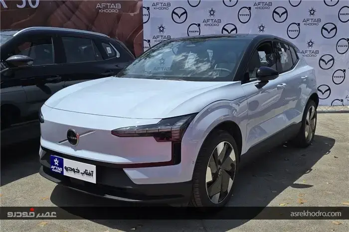 ولوو EX30 وارداتی چه مشخصاتی دارد؟