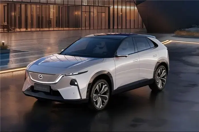 مزدا EZ-60 در لیست 10 خودرو با امنیت بالای بدنه کشور چین