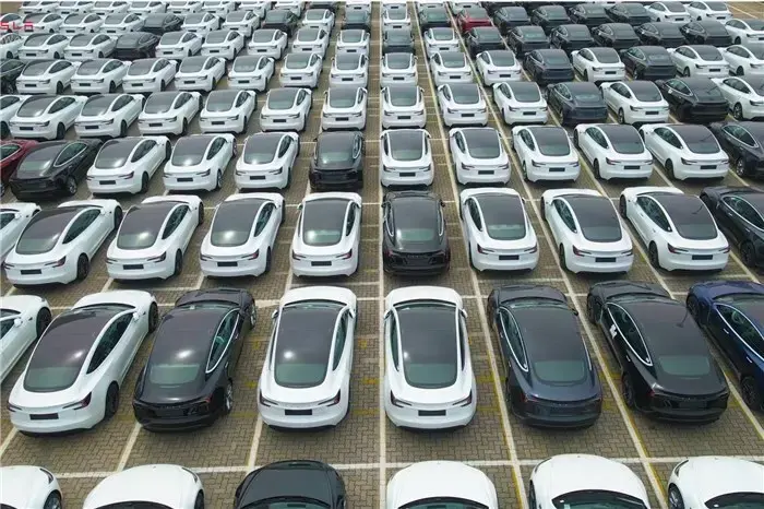 صادرات خودروهای برقی چین 2 برابر شد