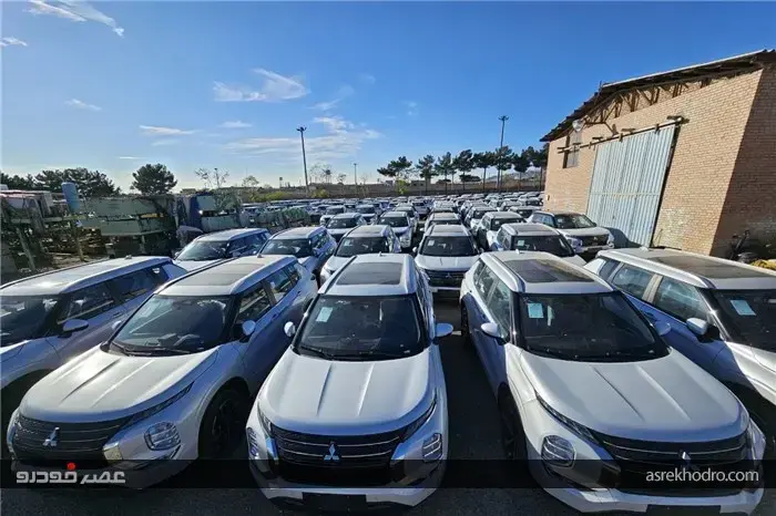 محموله بزرگ میتسوبیشی اوتلندر وارداتی آرین موتور آماده شماره گذاری و تحویل شد