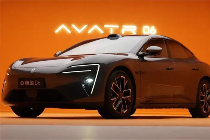 آتش‌سوزی سدان برقی آوتار در چین خبرساز شد