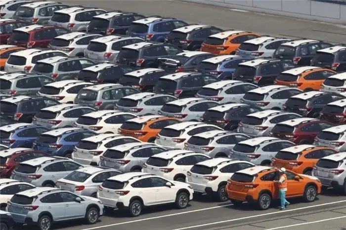 کاهش صادرات ژاپن به دلیل درگیری خودروسازان با تعرفه‌های آمریکا