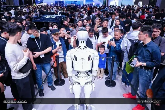 رونمایی از ربات انسان نمای Xpeng در نمایشگاه شانگهای