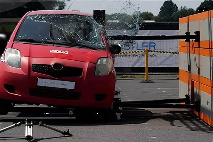 ایمنی خودرو: اولین تست تصادف اشعه ایکس عمومی
