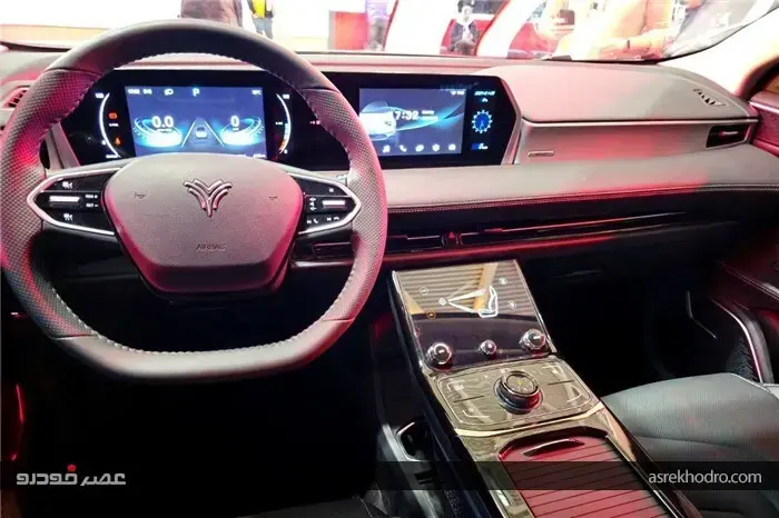 ستاره‌ی برقی چشم بادامی اتواکسپوی تهران؛ Neta U