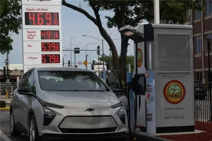 تکنولوژی شِل شارژ برقی ها را کمتر از 10 دقیقه می‌کند