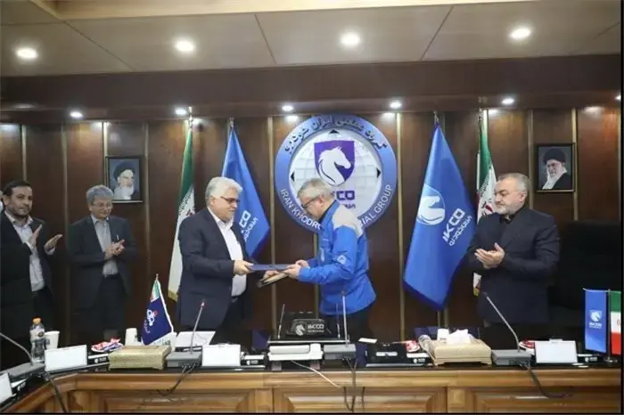 امضای قرارداد ایران‌خودرو و شرکت ملی پخش فرآورده‌های نفتی برای تولید 25 هزار خودرو دوگانه‌سوز